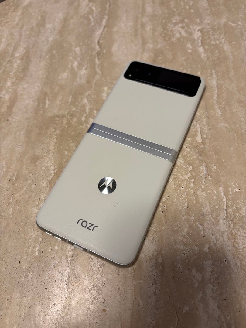 Motorola Razr 40 256gb 本体