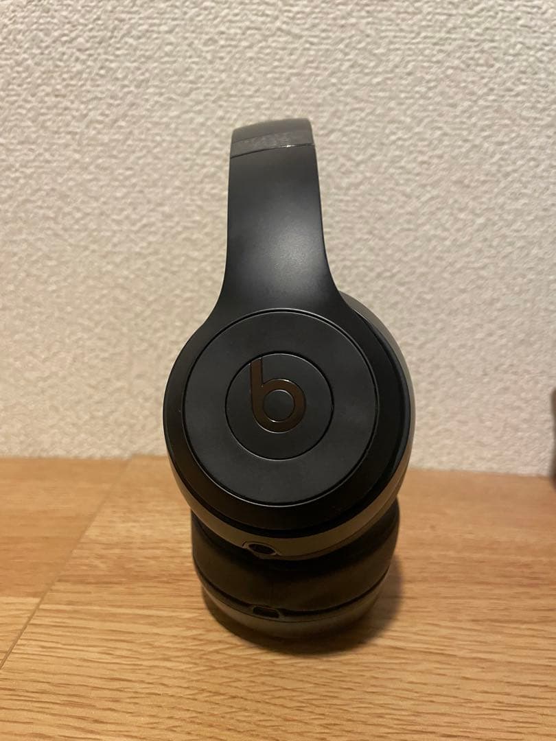 Beats Solo ベッドホン