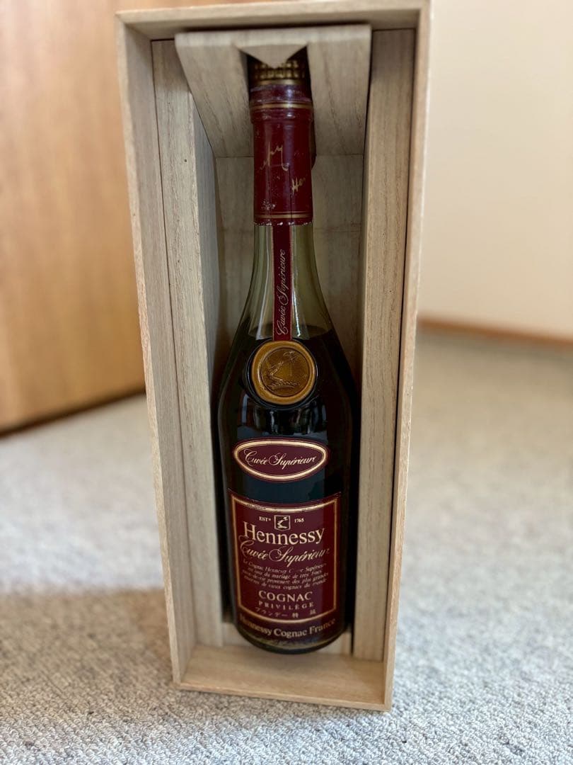 Hennessy XO コニャック 700ml 木箱入り(箱の蓋無し)