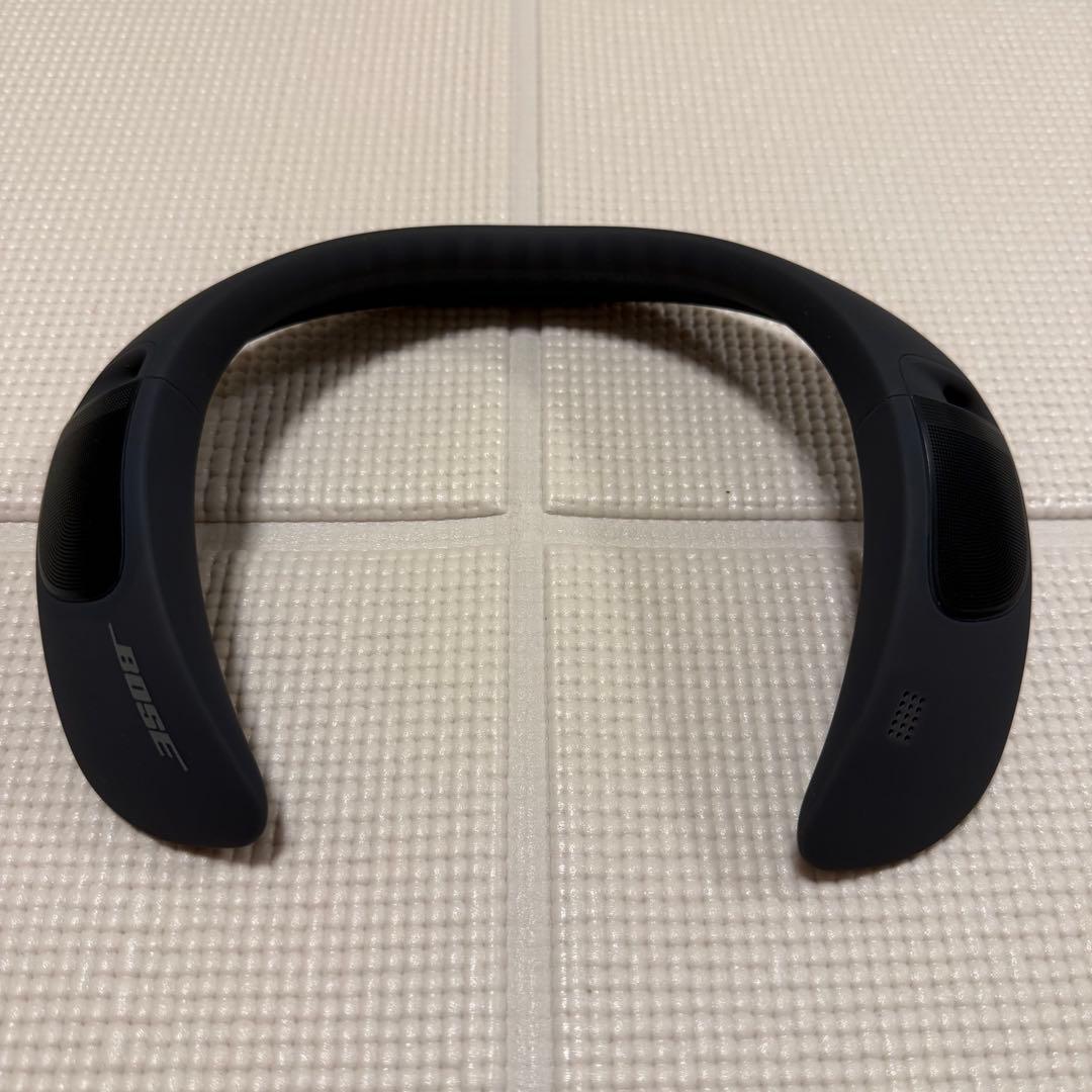 Boseネックスピーカー（即購入OKです）