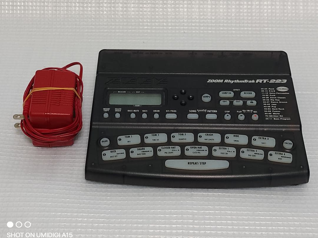 ZOOM RT-223 本体、ACアダプター（他社製改造品）、取説（WEB印刷）