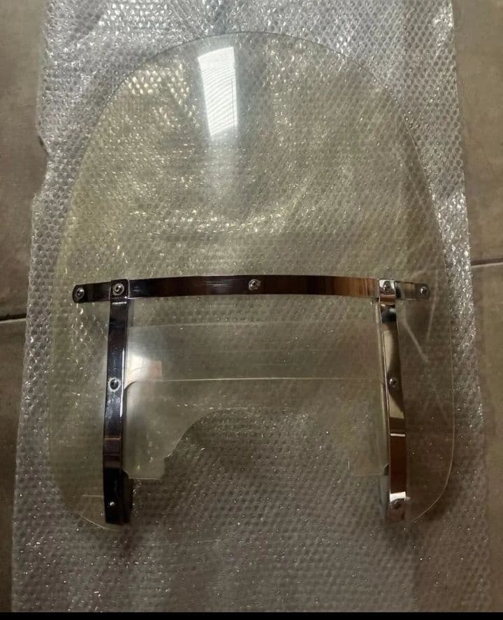 ハーレー　FLSTC エボソフテイルシールドスクリーン