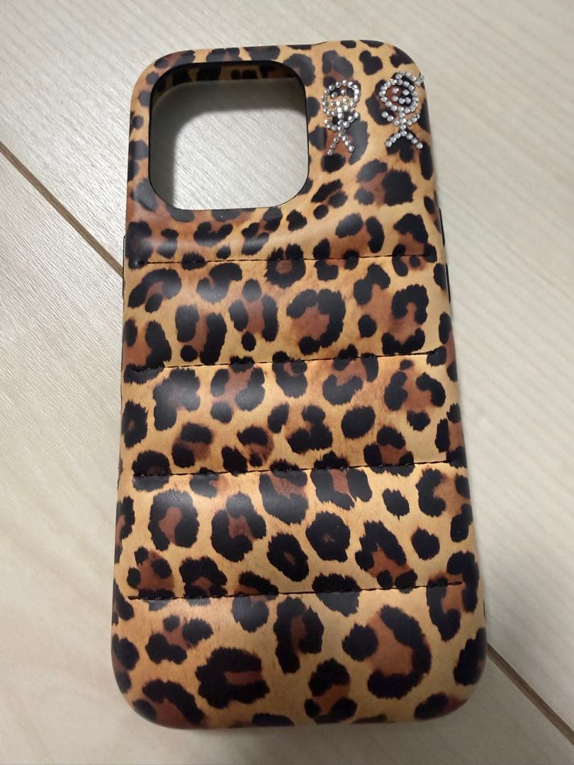 iPhoneアクセサリー urban sophistication 16Pro Leopard