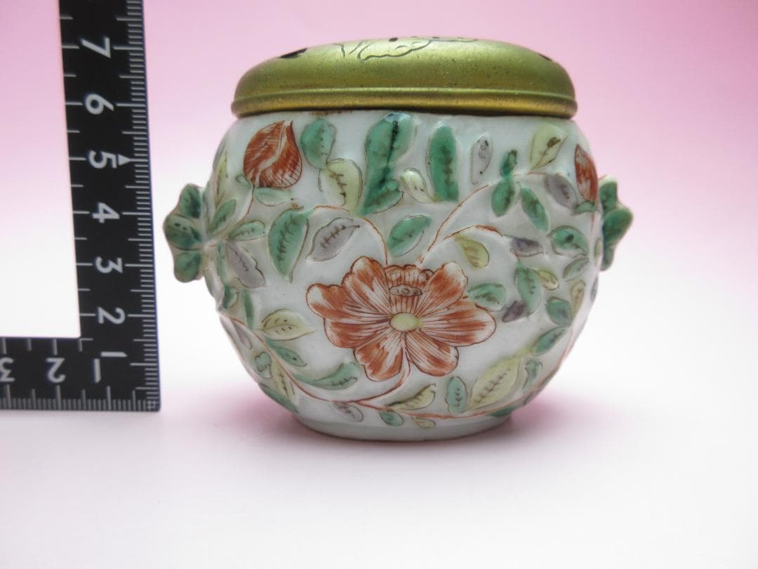 蝶彫刻 火屋 陽刻 花紋 古い 香炉 E90918