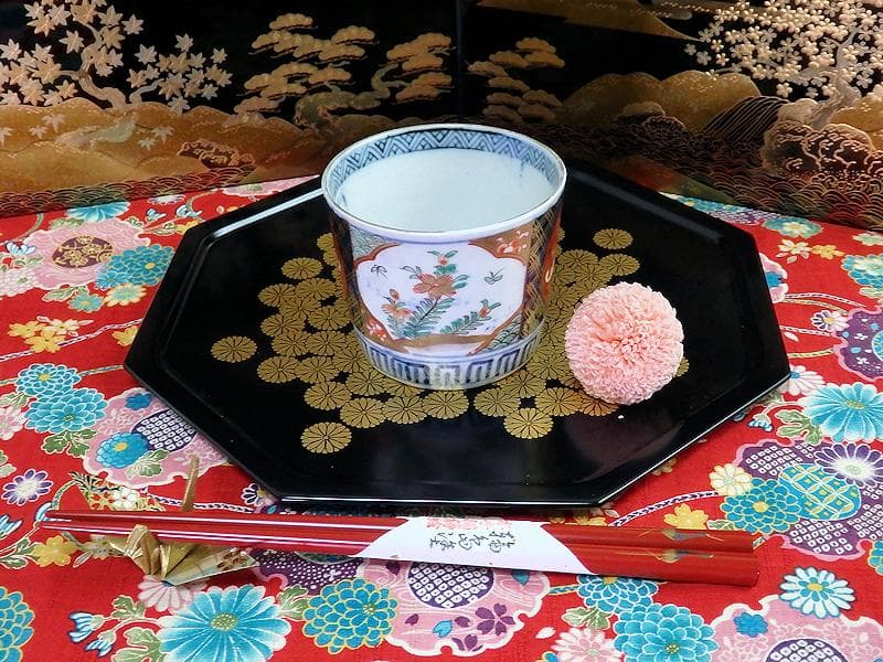 古伊万里　色絵　花に蝶の図　蕎麦猪口　B096AS-CSs