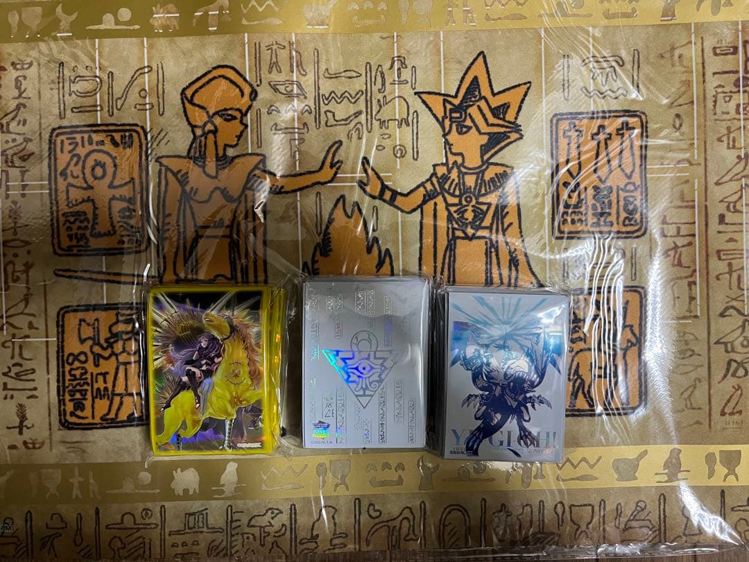 遊戯王　ニューロン　スリーブ　3種　プレイマット　記憶の石版　1種