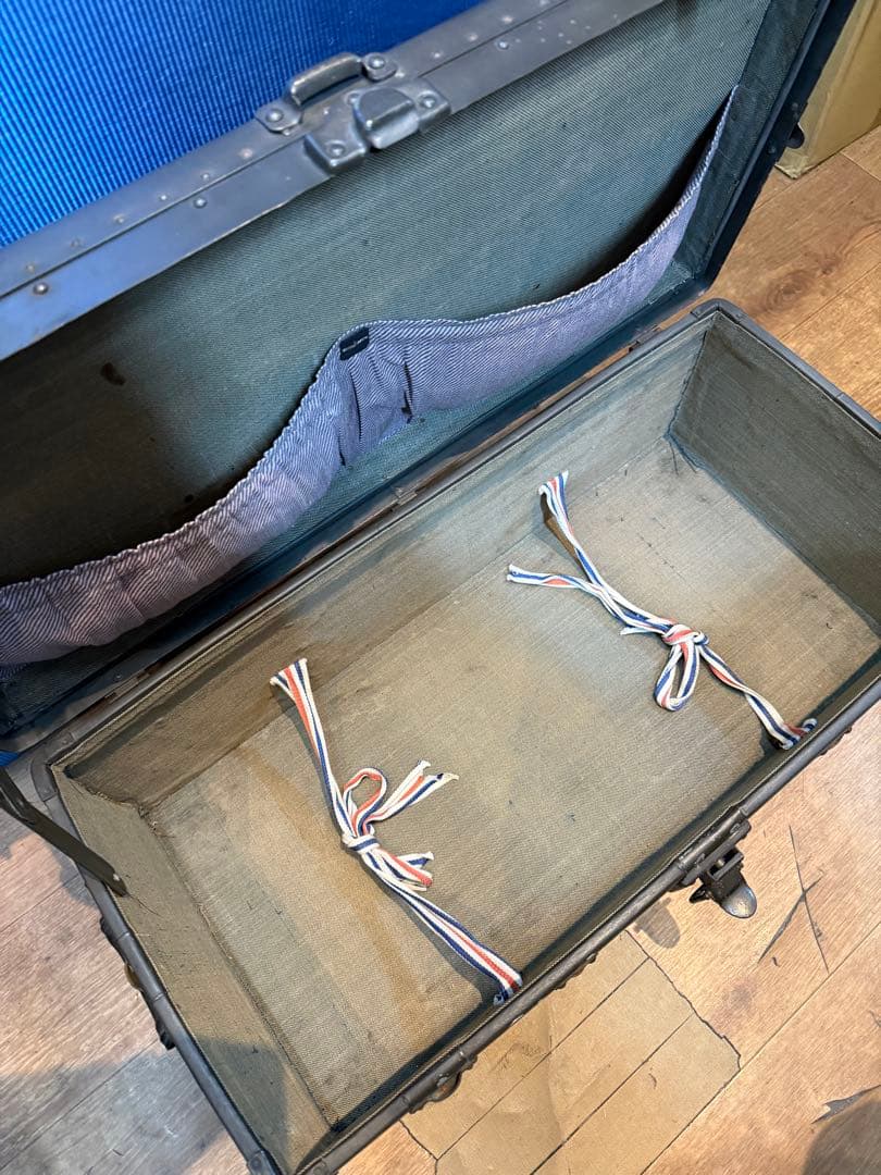 旧日本軍？　アンティーク　古い　トランク　　ミリタリー