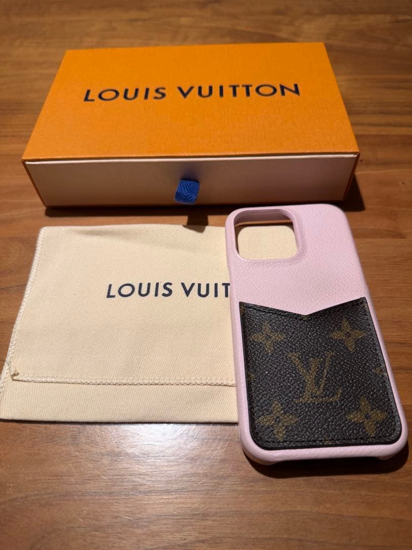 美品 Louis Vuitton iPhone 13 Pro ケース