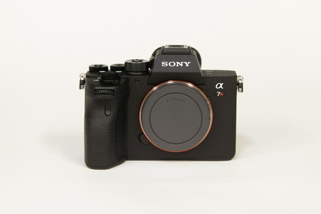 【極美品】SONY α7R IV ILCE-7RM4　ボディ / テスト撮影のみ