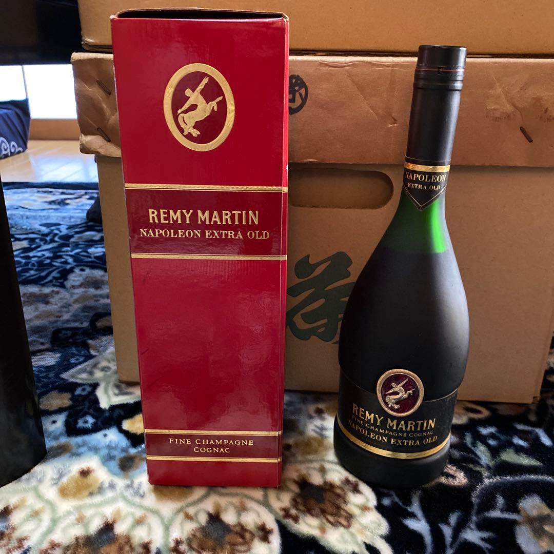 ブランデー REMY MARTIN NAPOLEON EXTRA OLD
