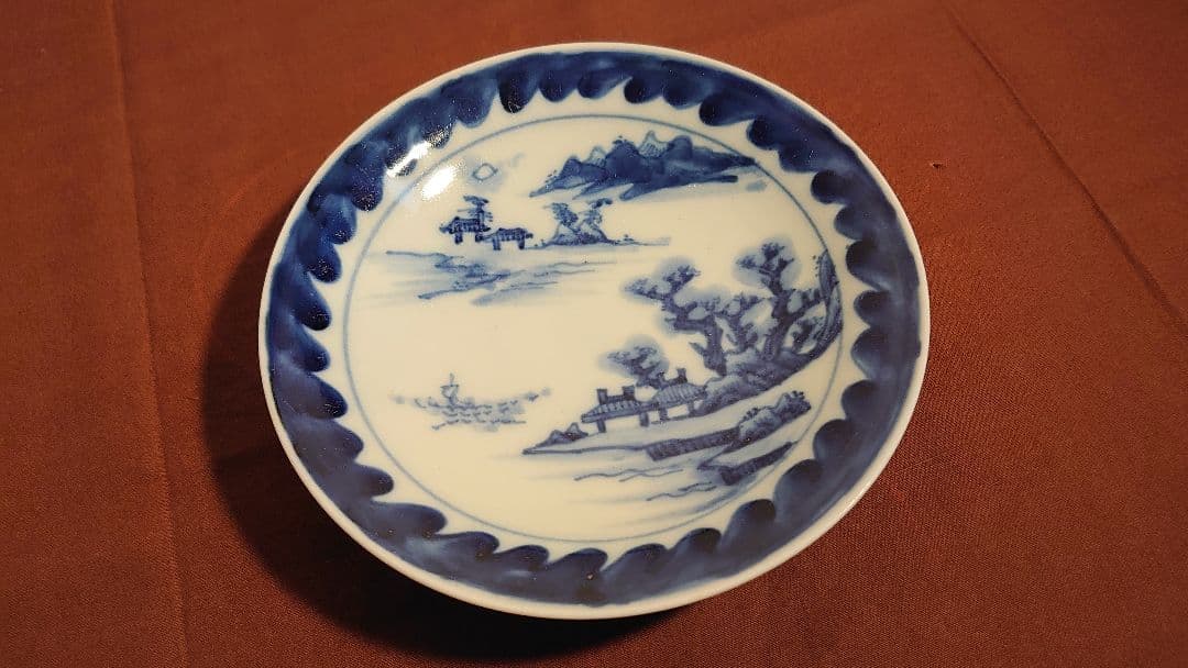 李朝　古染付　白磁　古玩　アンティーク李朝　菓子皿　豆皿　鑑賞陶器　１客