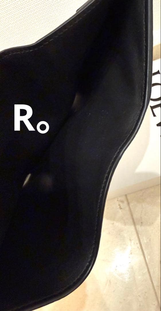 LOEWE バーティカル ウォレット スモール　三つ折り財布