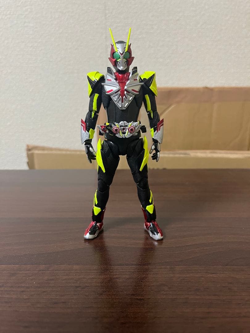S.H.Figuarts 規格　仮面ライダーゼロスリー
