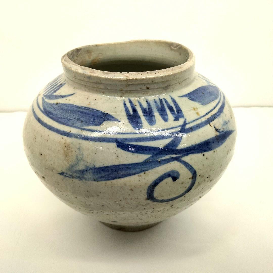 H283  李朝時代 白磁製 草文染付提灯壷 満月壷 高さ13㎝