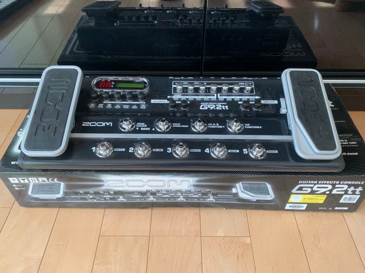 ZOOM ギターエフェクツコンソール G9.2tt