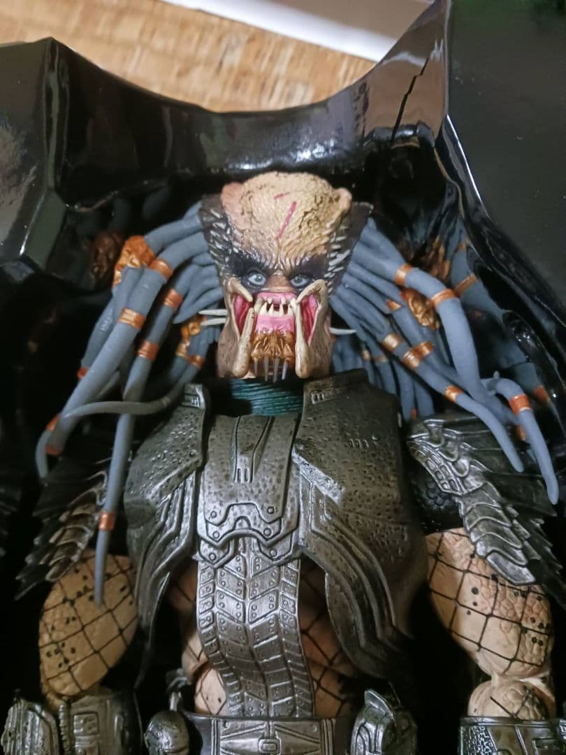 プレデターフィギュア