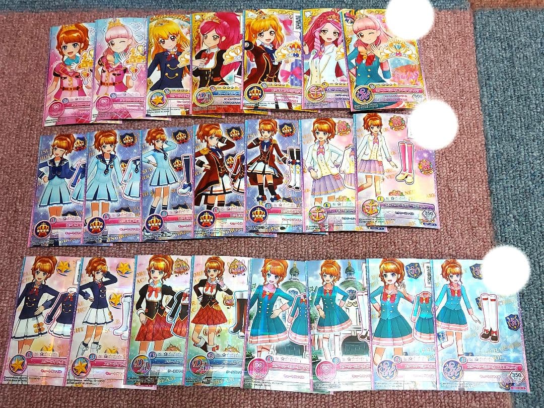 アイカツオンパレード　ティアラ　制服　カード　セット