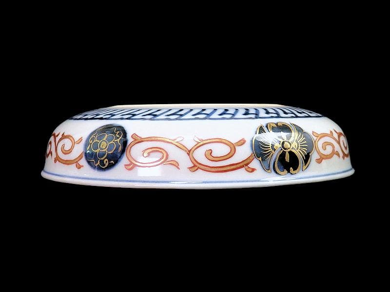 大聖寺伊万里　金襴手　菊花四方襷紋に丸紋の図　４寸皿　２枚　D377AS-CHz