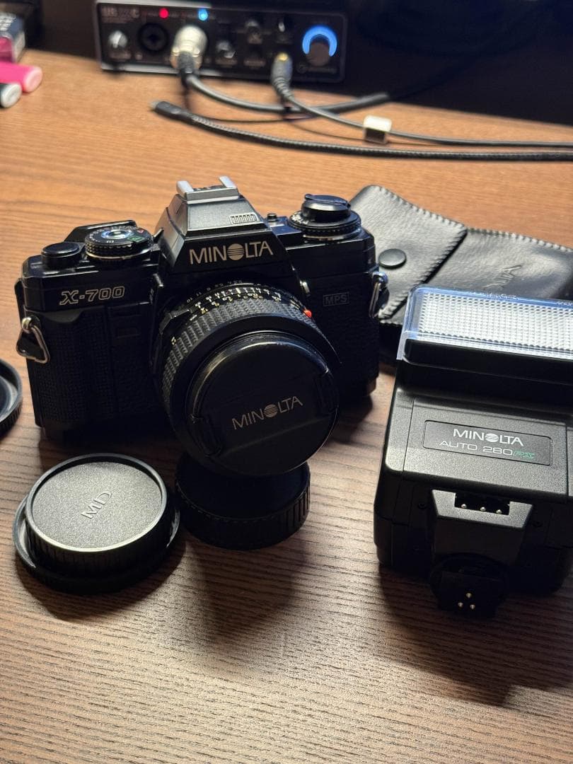 Minolta X-700 + 28mm + フラッシュ