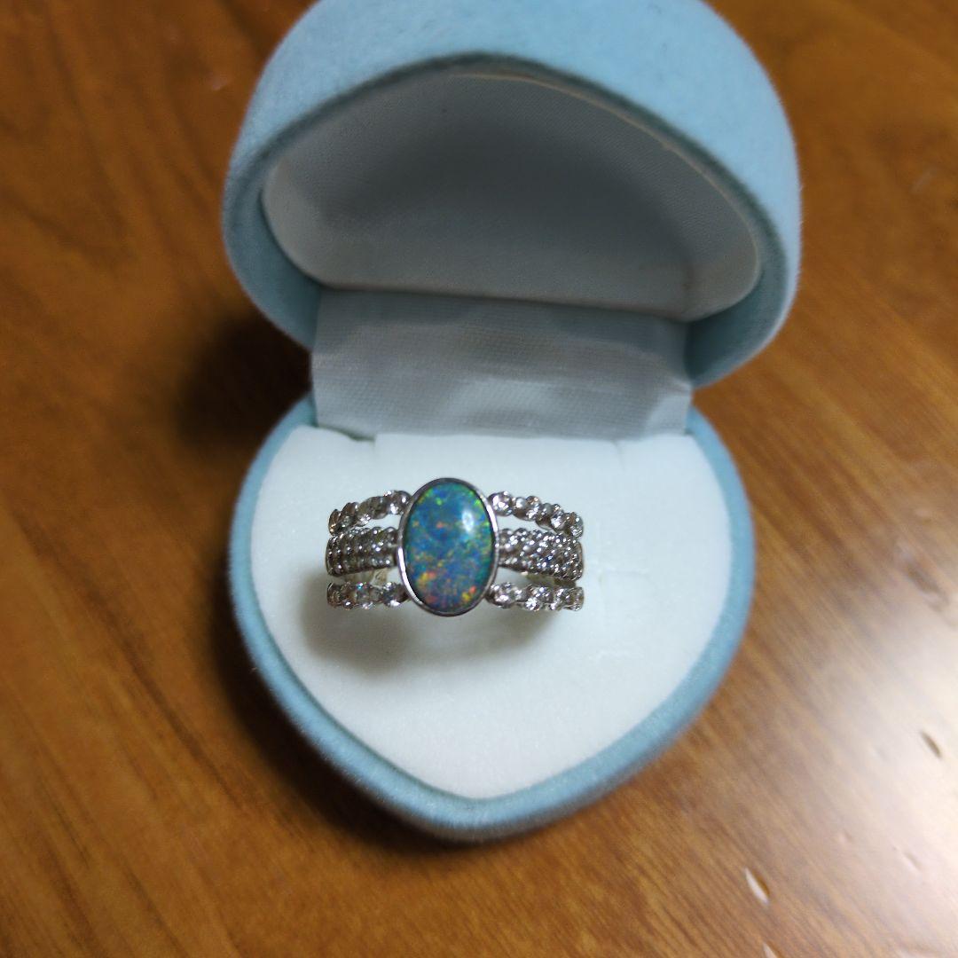 レディースリング、天然オパール指輪、プラチナ、サイズ15位
