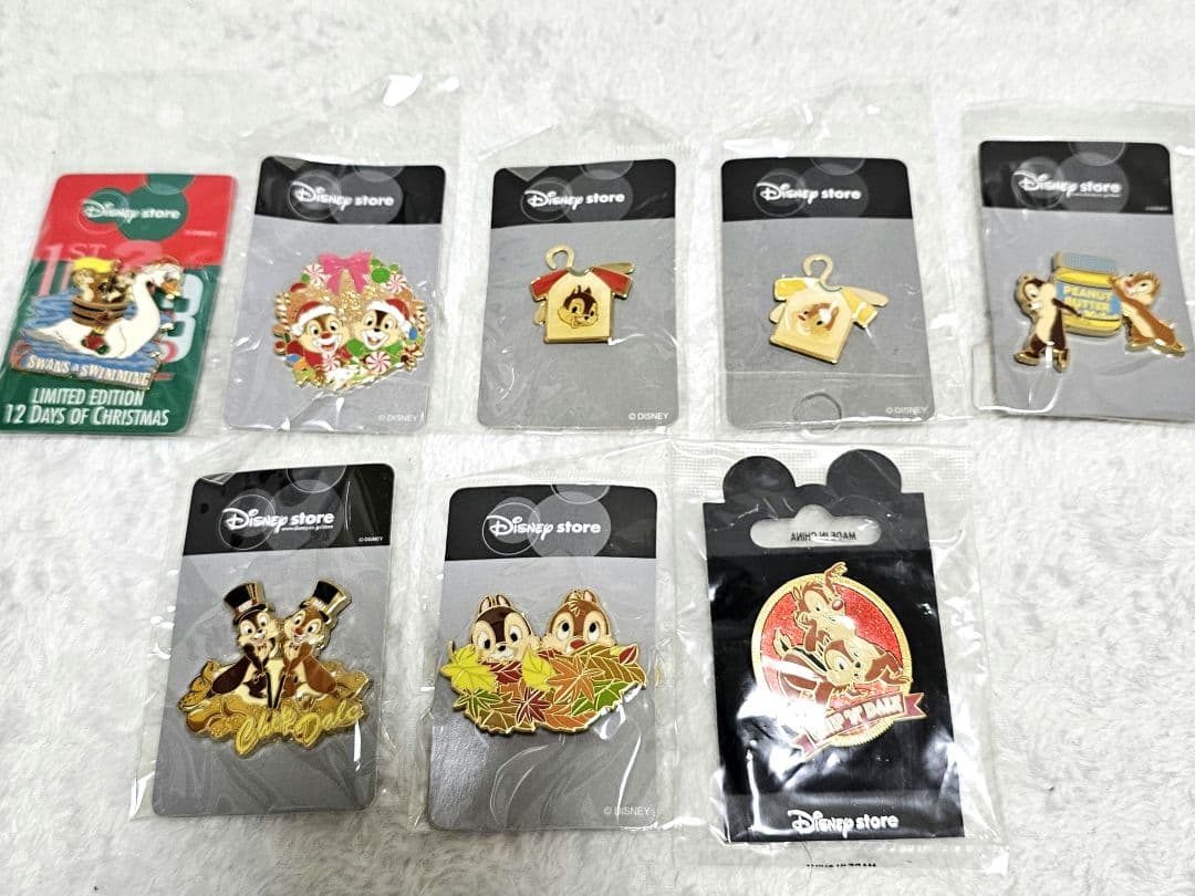 DisneyStore チップ&デール ピンバッジ