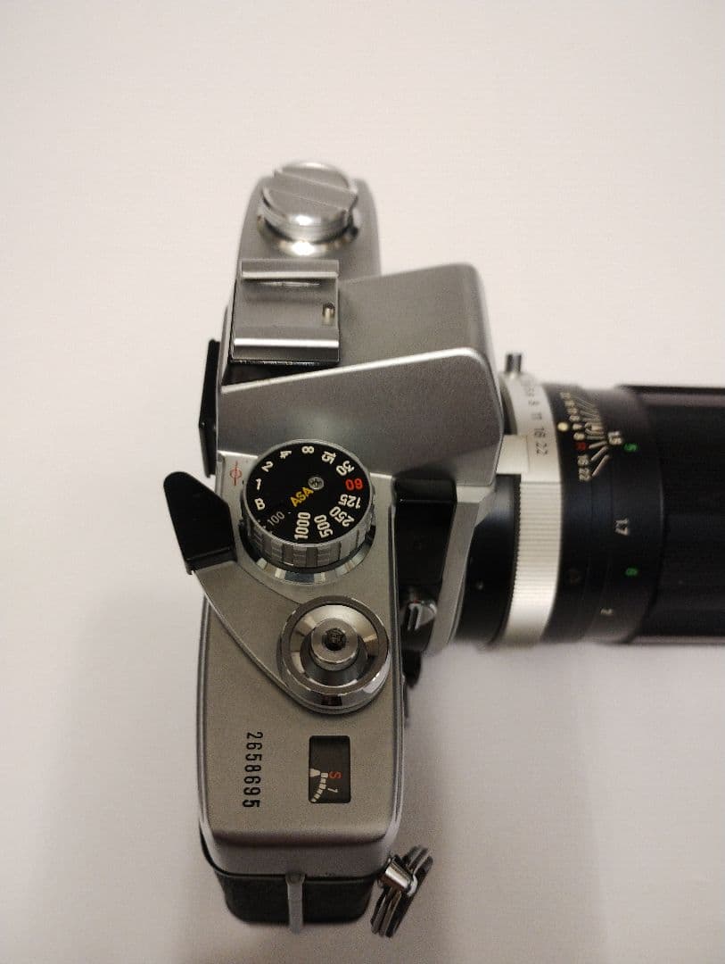 美品　ミノルタSRT101 テレロッコール135ミリF3.5付