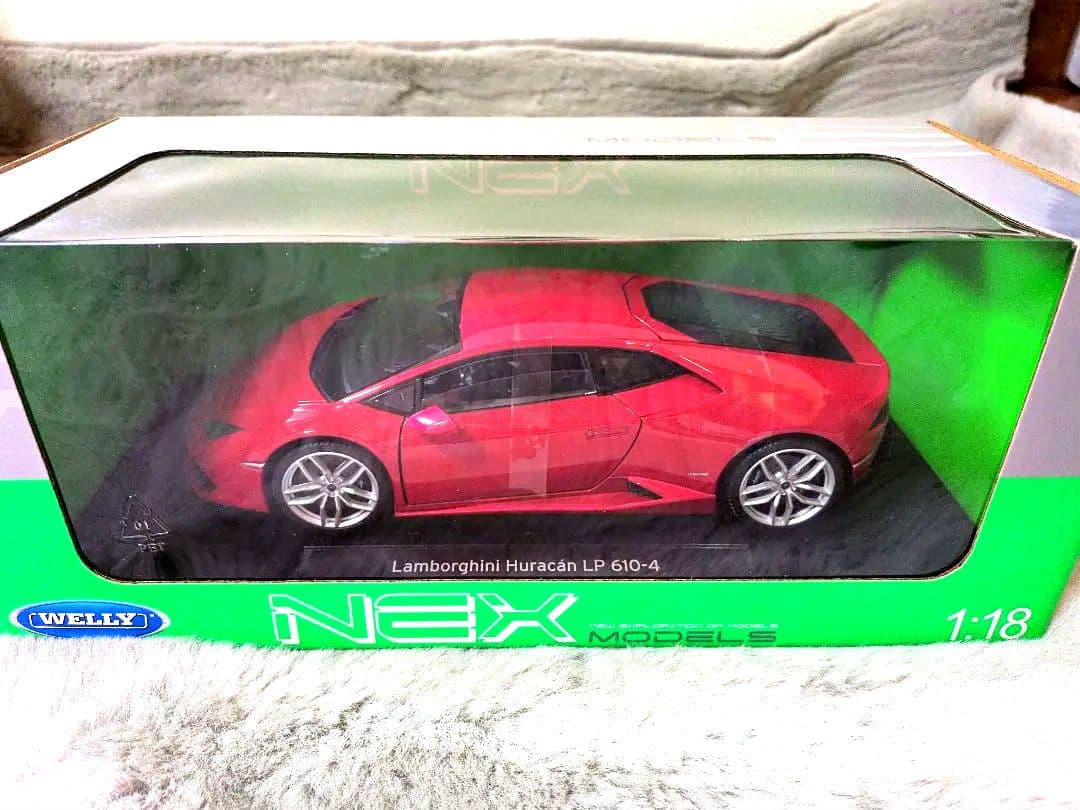 新品未開封 Welly ランボルギーニウラカン LP 610 4レッド1:18