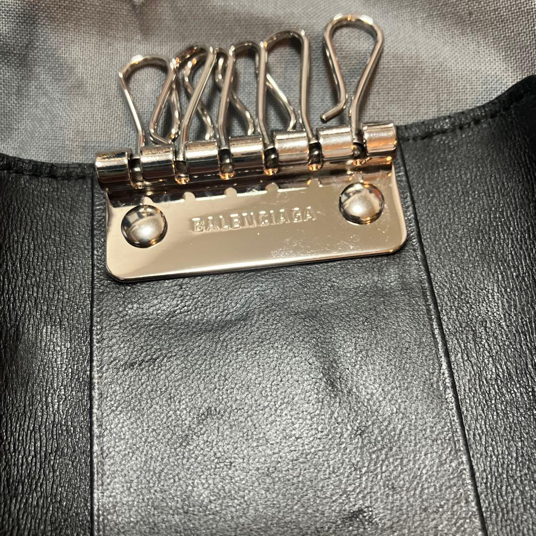 バレンシアガ　キーケース　キーリング　黒　水玉　キーホルダー　ストラップ0707