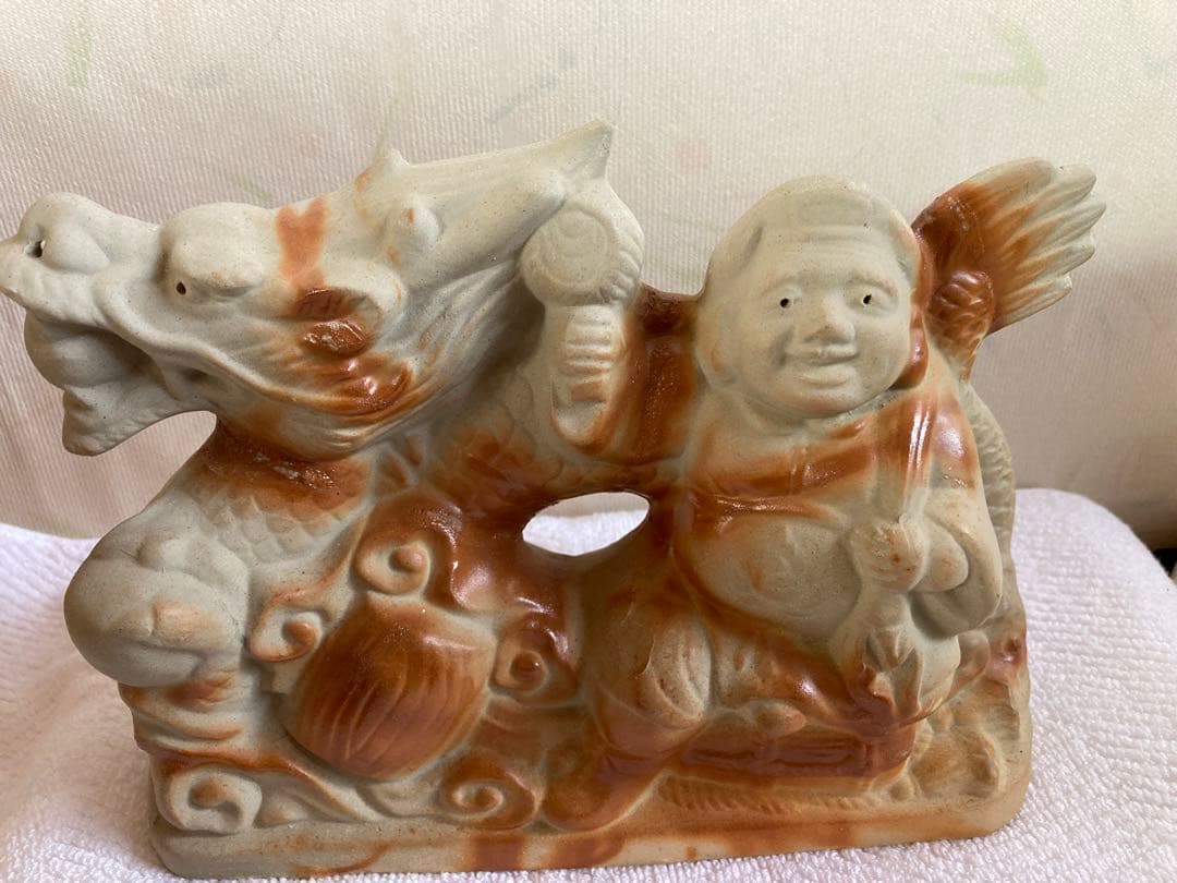 備前焼　龍と大黒天