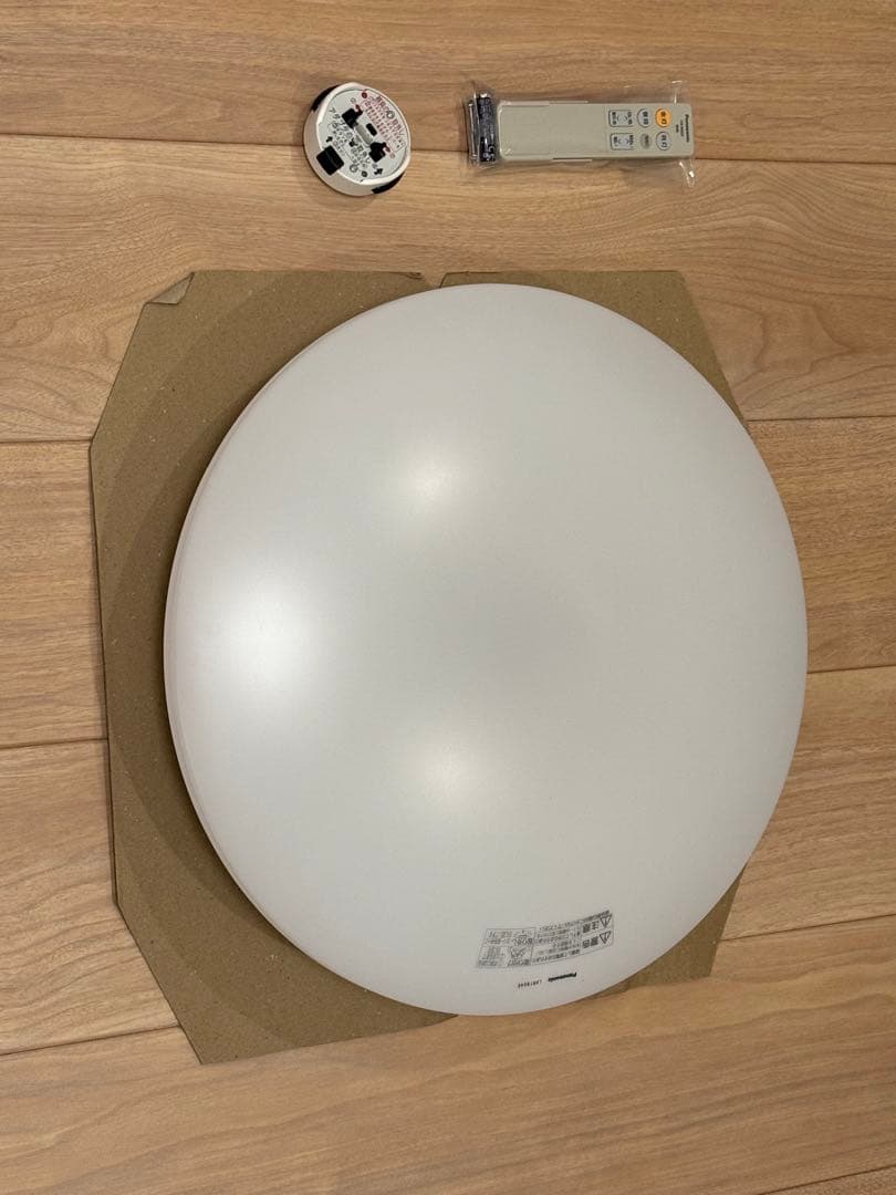 6畳Panasonic シーリングライト LHR1864K 2台セット　25年