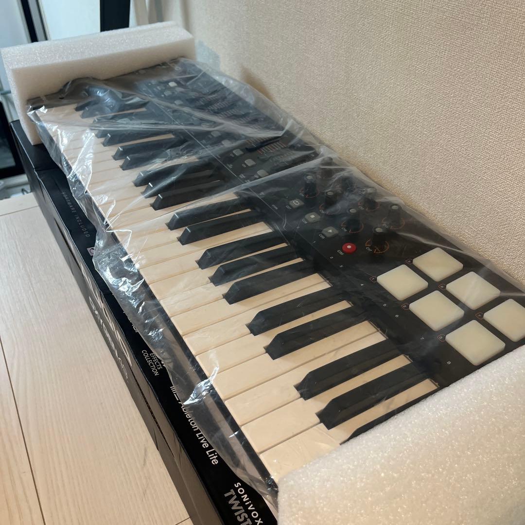 M-AUDIO Oxygen 49 MIDIキーボード