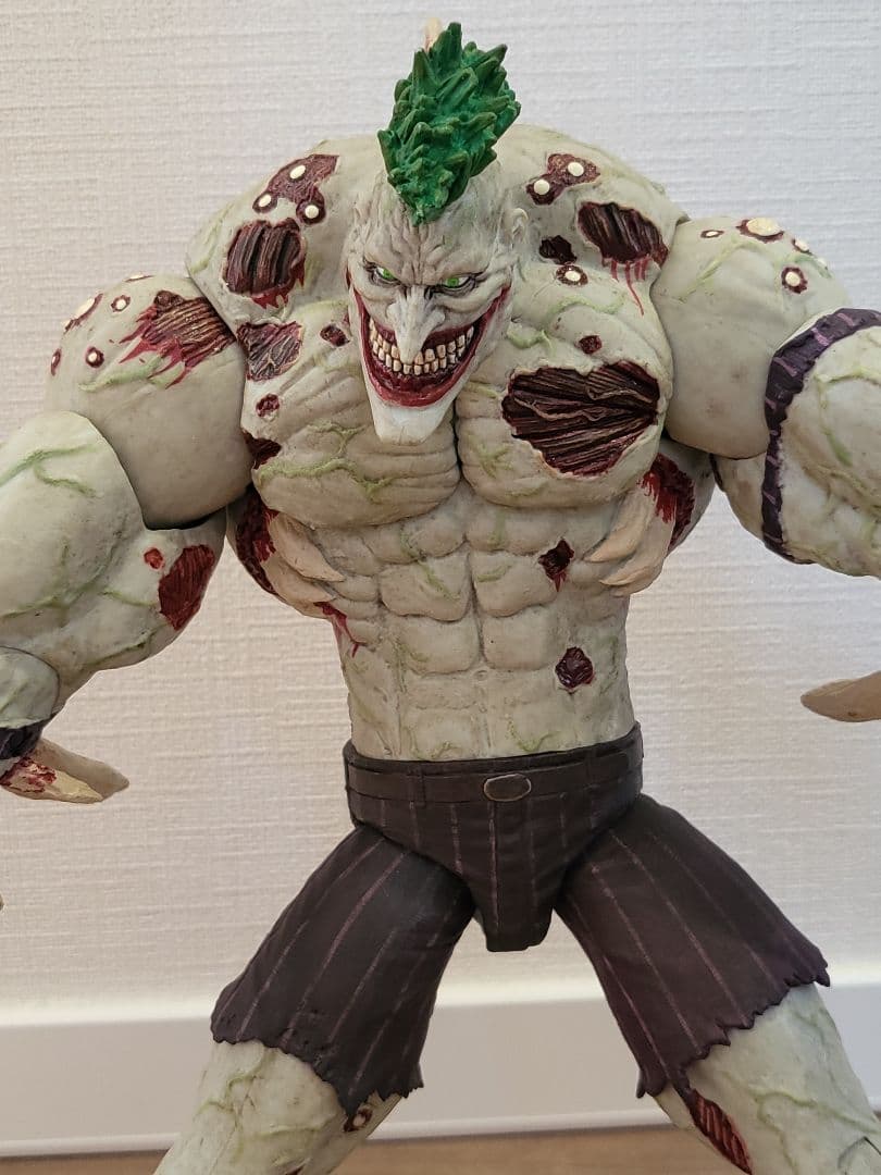 フィギュア　タイタンジョーカー バットマン アーカム