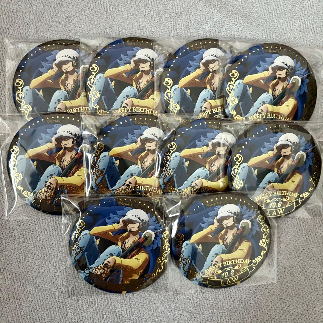 ワンピース　バースデー缶バッジ　ロー