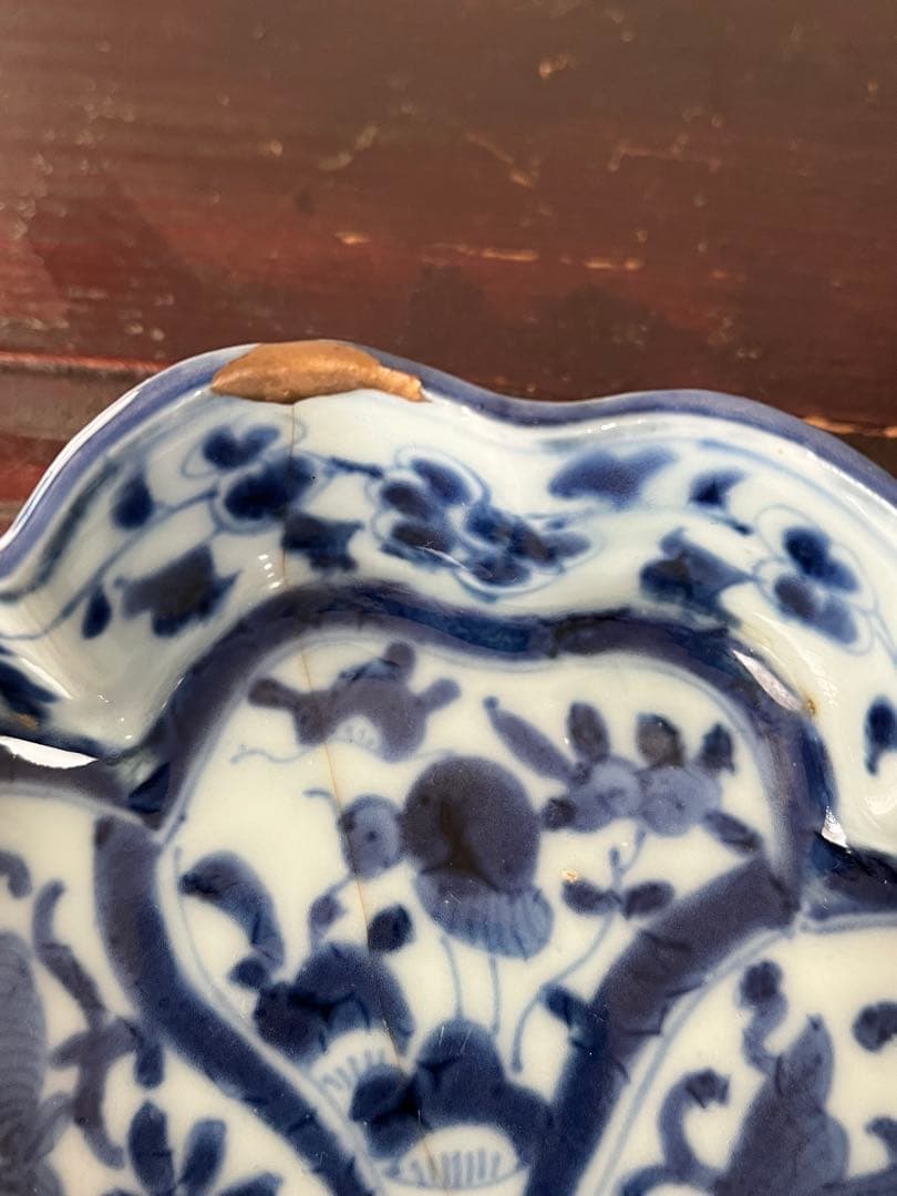 希少注文品　清朝期新渡　青花染付　輪花形捻り花　蝶虫　中国古玩　変形向付菓子鉢