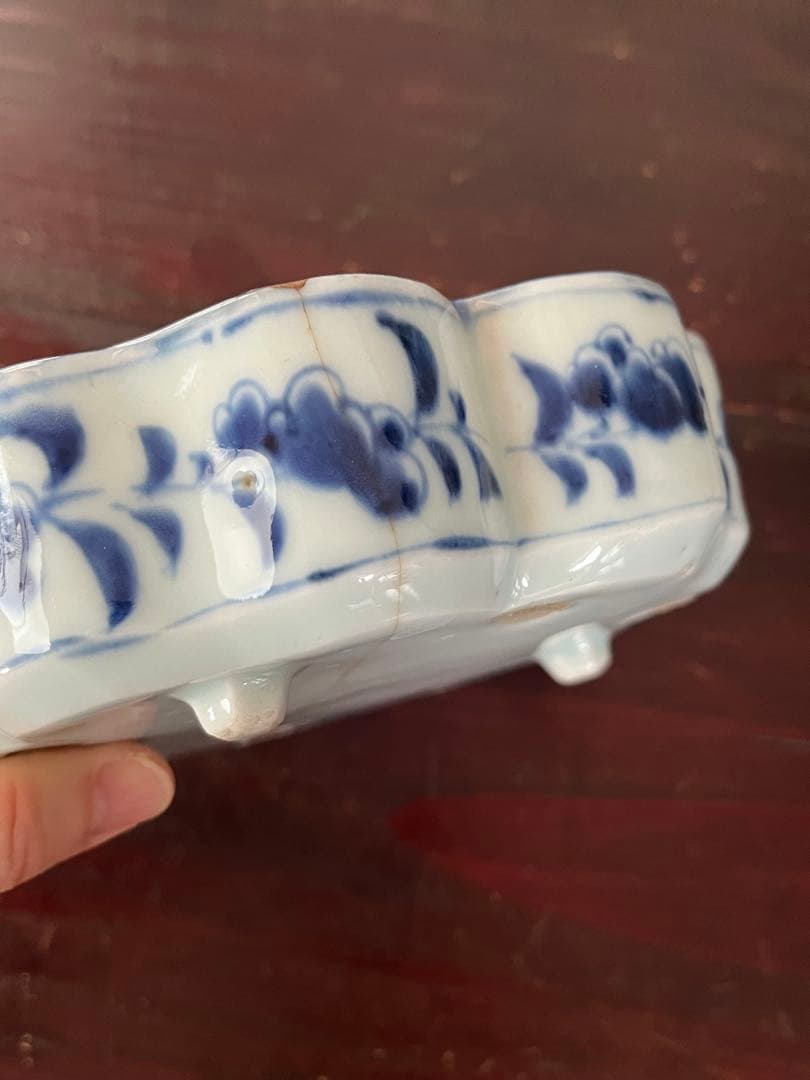 希少注文品　清朝期新渡　青花染付　輪花形捻り花　蝶虫　中国古玩　変形向付菓子鉢