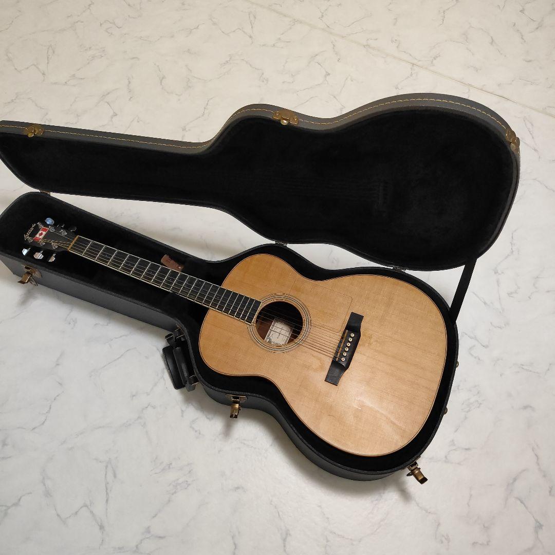 【カナダ製】ラリビーOM−03-Eアコースティックギター 純正 ハードケース付き