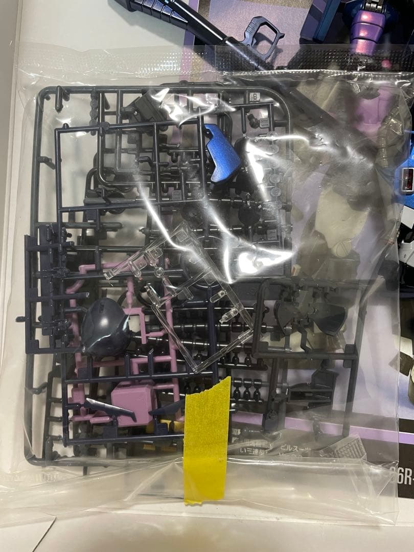 【全塗装、完成品】ザクII 黒い三連星仕様 Ver.2.0