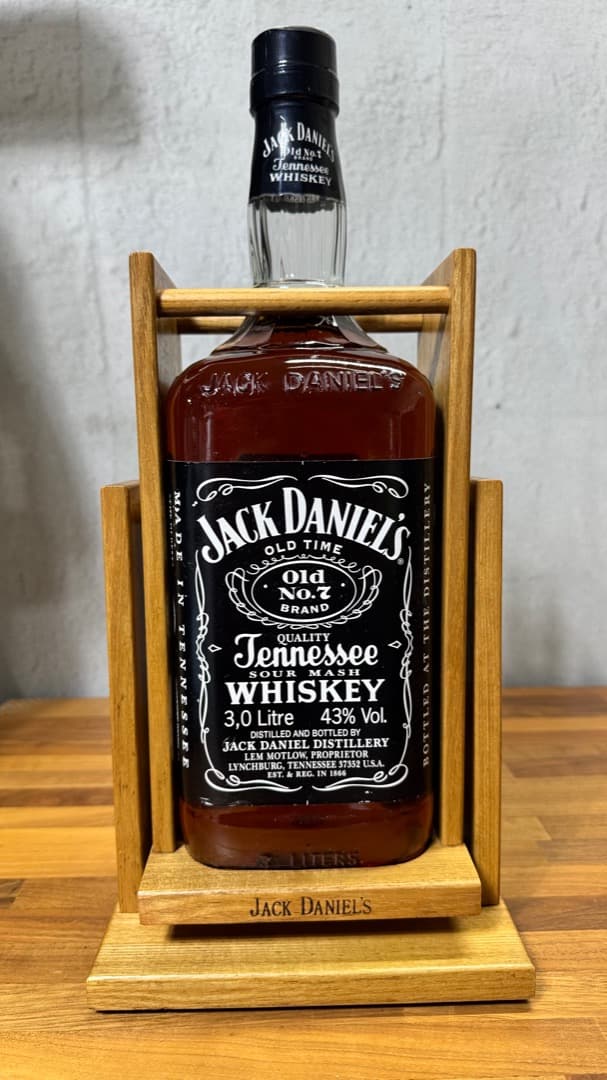 ジャックダニエル ウイスキー 3.0L 43% 旧型ボトル 非売品木製ブランコ付