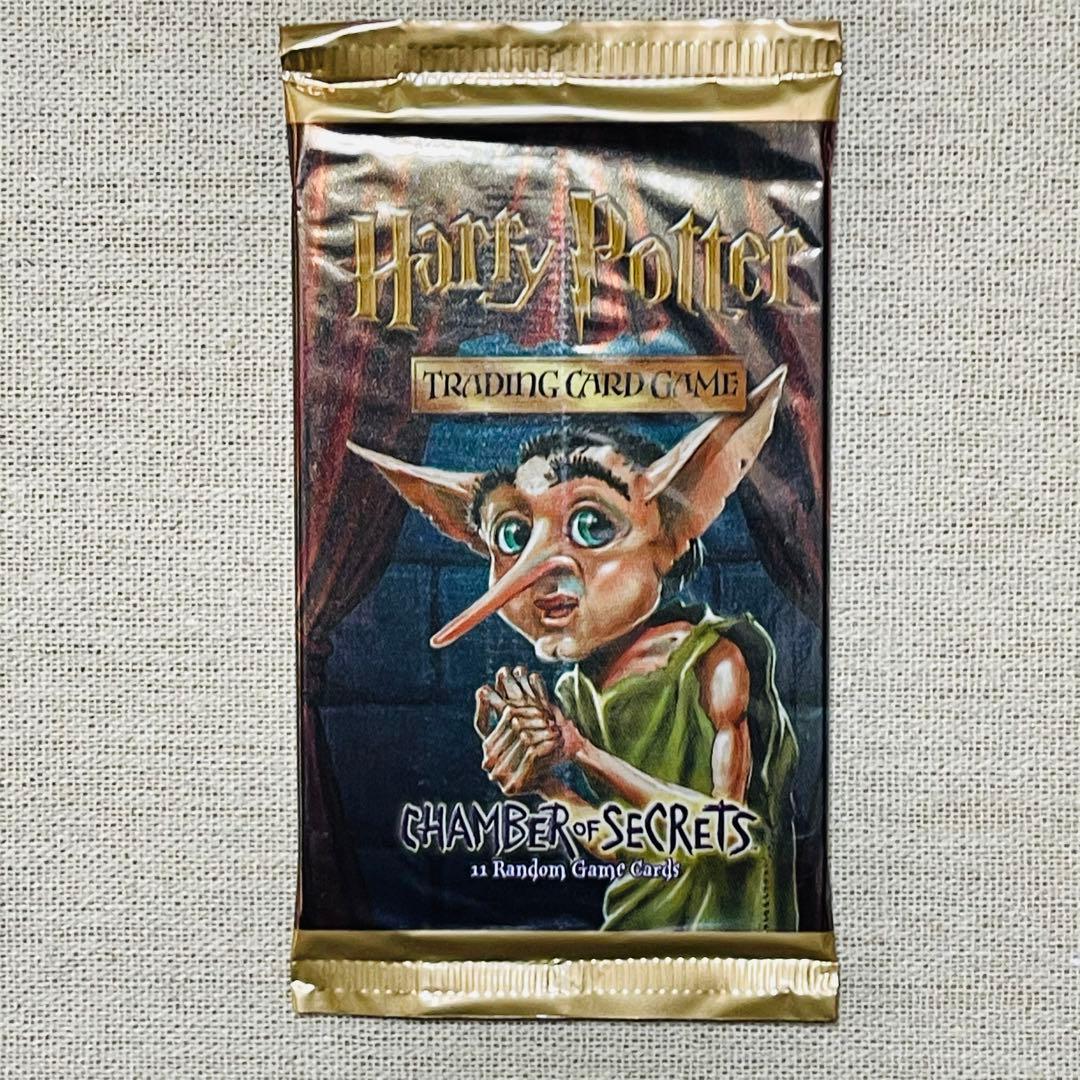 新品　ハリーポッターと秘密の部屋　トレカ　パック　ドビー柄