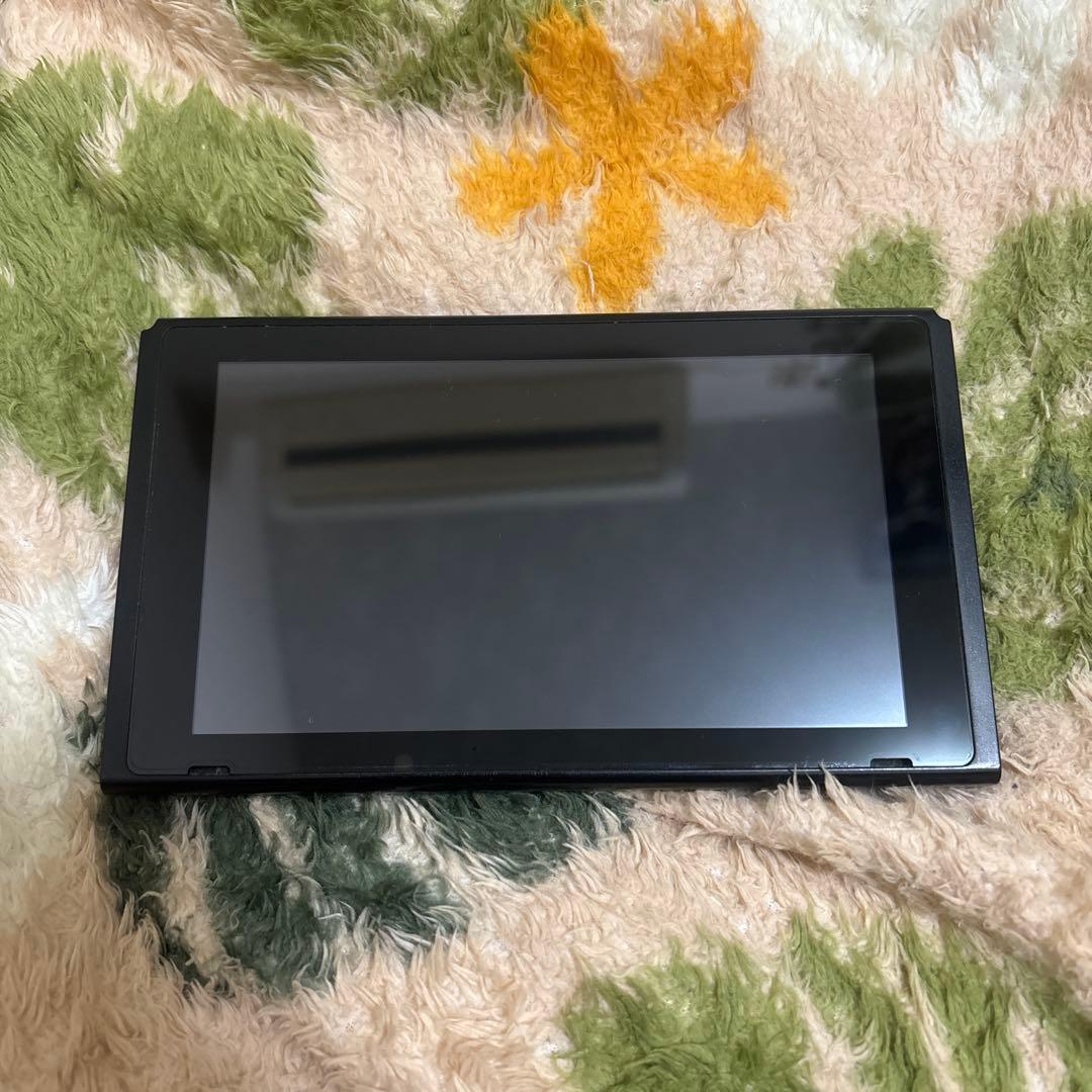 本体のみ　初期化済　Nintendo Switch