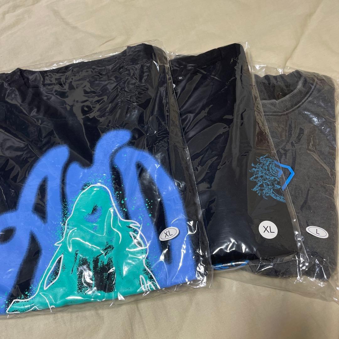 ado 心臓 ファッショナブル「心臓」Tシャツ　-a -d -o 特大　XL