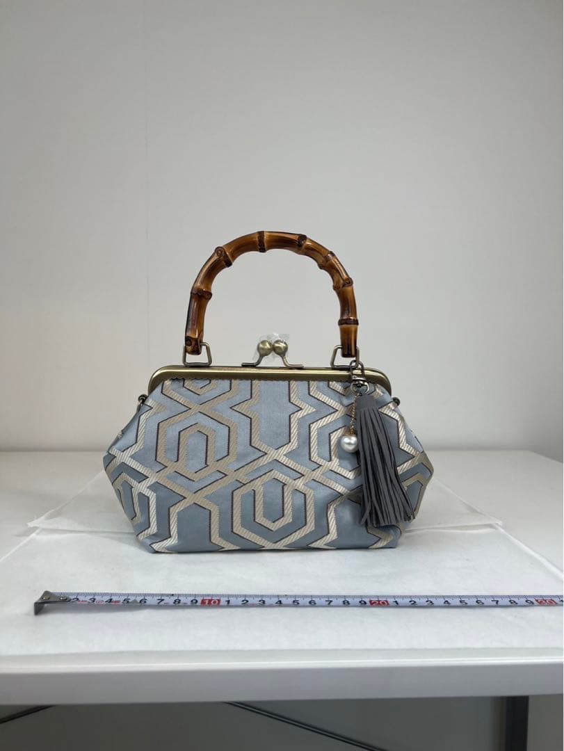 Ｋ　バンブーバッグ　斜めがけ　シルバー　グレー　和装　洋服