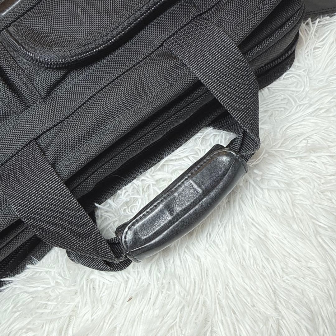 TUMI 3way ビジネスバッグ リュック ショルダー A4 通勤 黒 ２気室