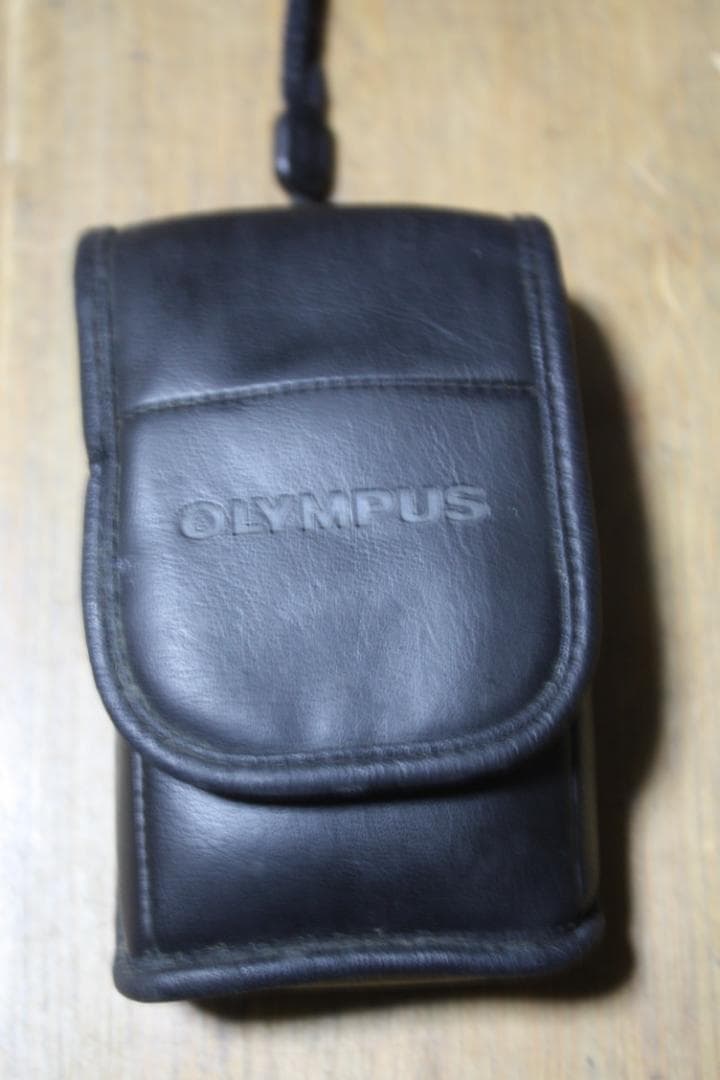 OLYMPUS オリンパス μ ミュー 　動作品　フイルム入り　ケース付き　美品
