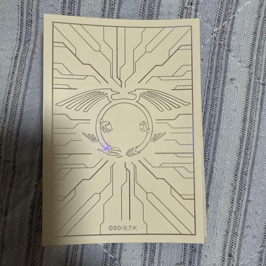 遊戯王　スリーブ　竜の紋章　白　75枚