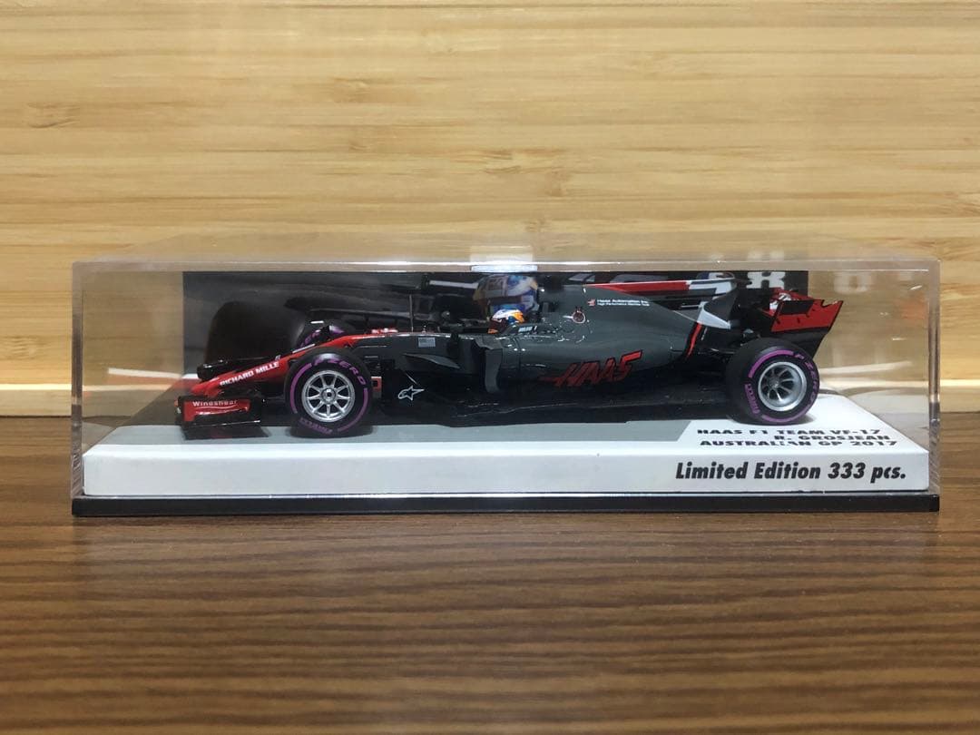 ミニチャンプス1/43 ハースF1チームVF-17 R.グロージャン 海外別注品