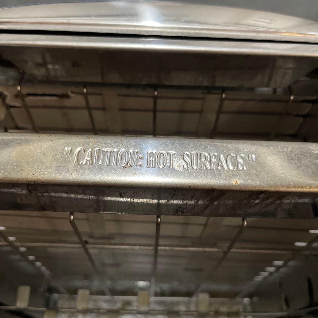 アレッシイのステンレス製 2スロットトースター