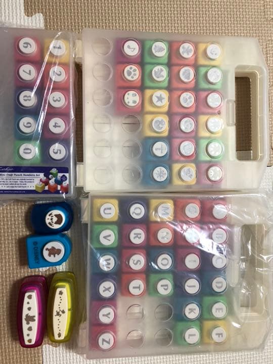 カーラクラフト　ミニクラフトパンチ　アルファベット大文字・数字など