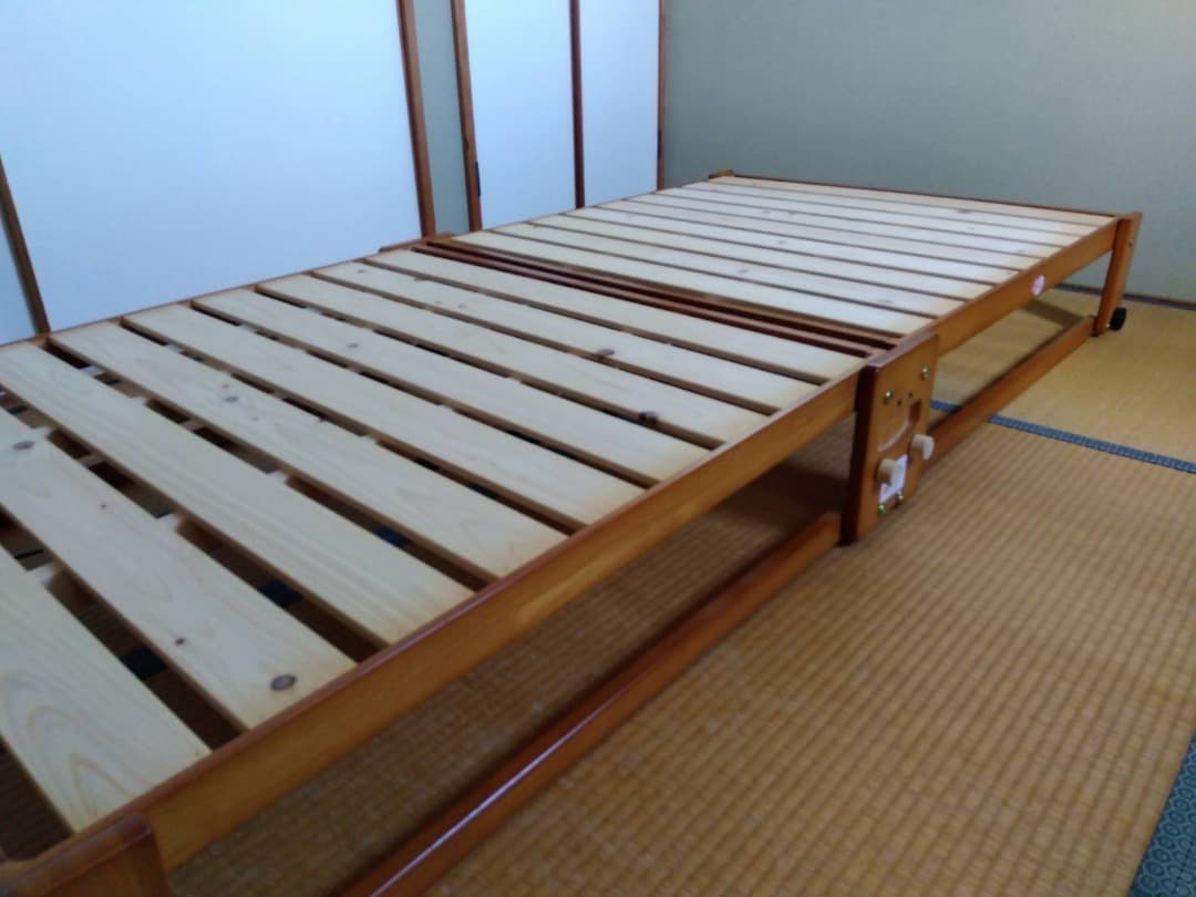 中居木工　折りたたみすのこベッド　シングル　ロータイプ　ブラウン