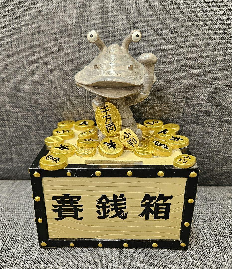 カネゴン　貯金箱　賽銭箱　ウルトラマン　レトロ